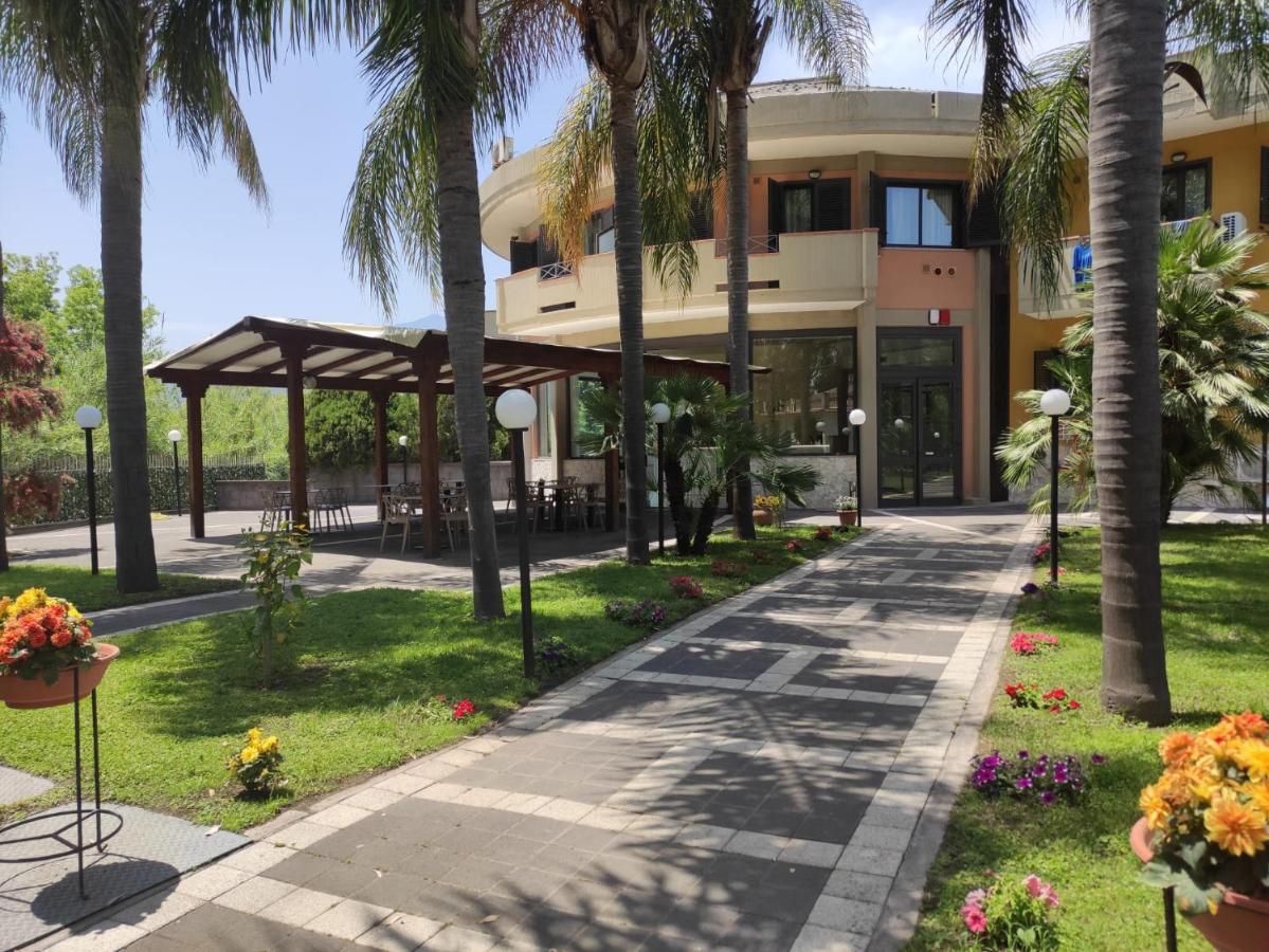 Oasi Park Hotel Mascali Exterior foto